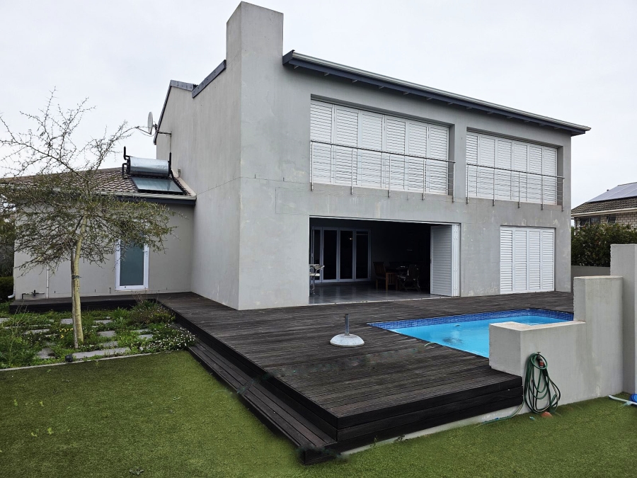 4 Bedroom Property for Sale in Myburgh Park Western Cape